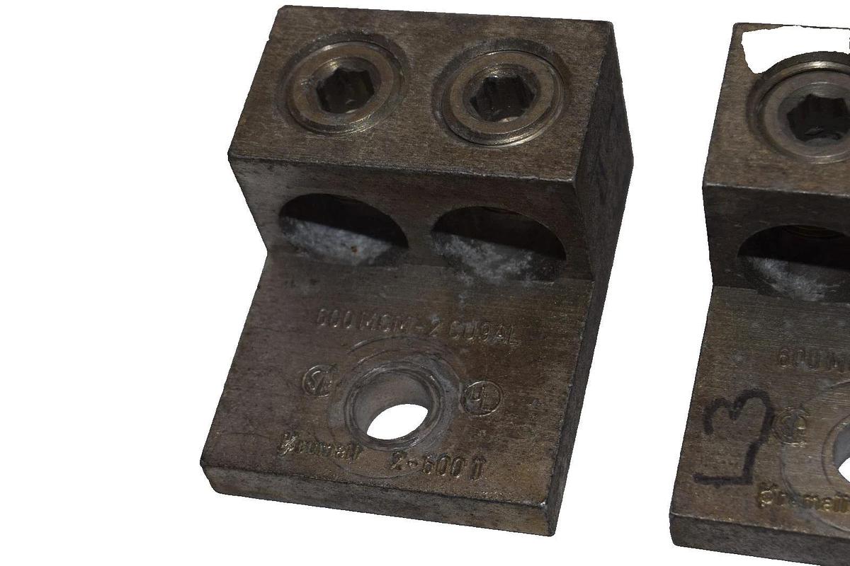 Used Panduit LAM2A 600V One-Hole Two Barrel Mechanical Lug Connector (Lot of 3)