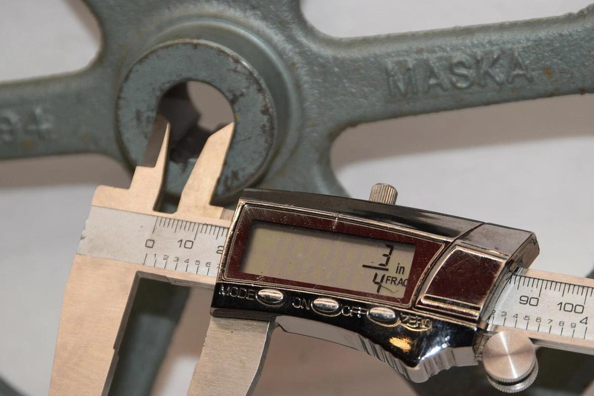 (NEW) MASKA MFAL94 3/4" Bore 9" Cast Iron Sheave