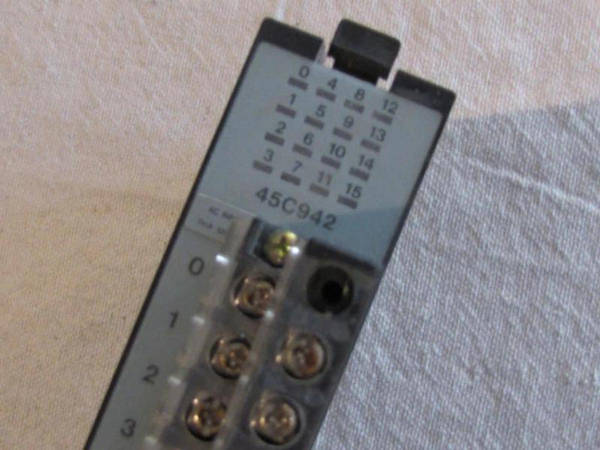 Used RELIANCE PLC AUTOMAX AC INPUT MODULE 45C942