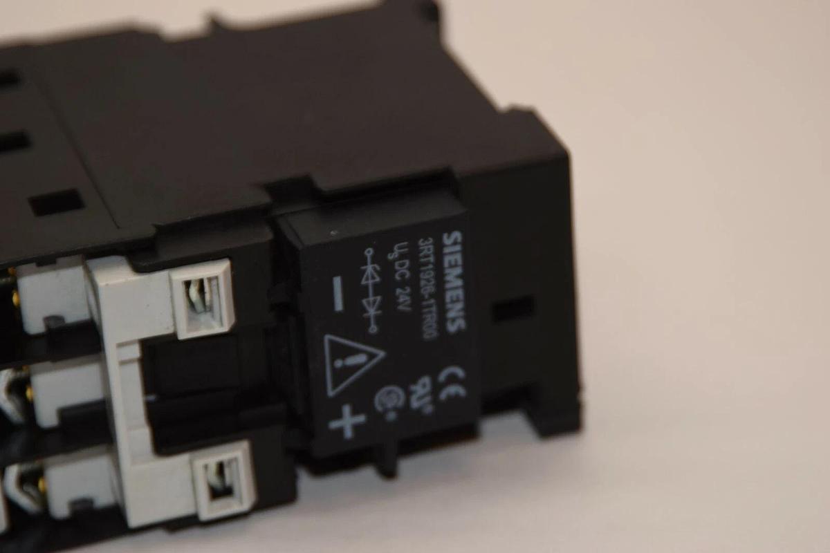 Used SIEMENS 3RT1023-1B..0 3RT10231B 24V Coil Contactor With L0160503