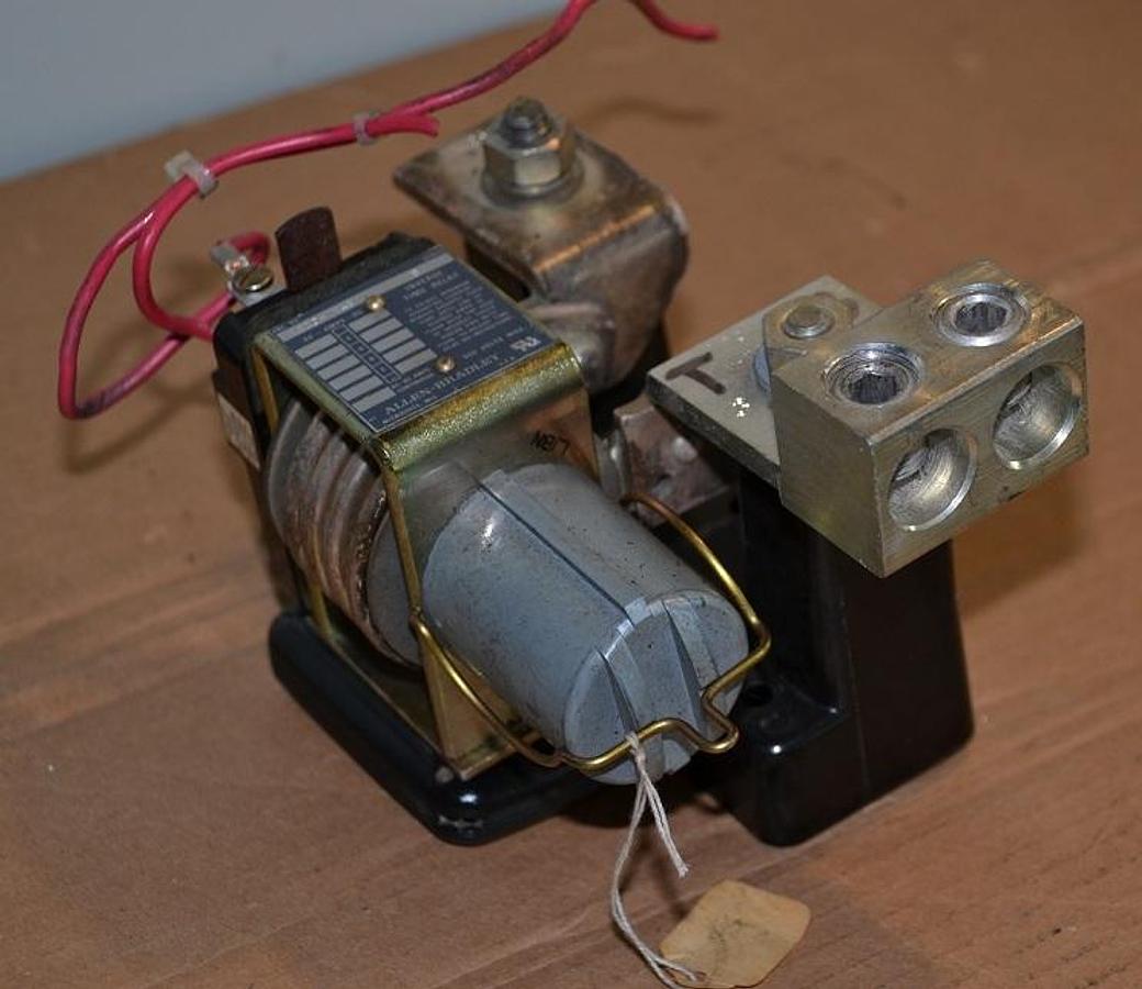 Used ALLEN BRADLEY INVERSE TIME RELAY 810-NX48 810 NX48 810NX48 600V 600 V