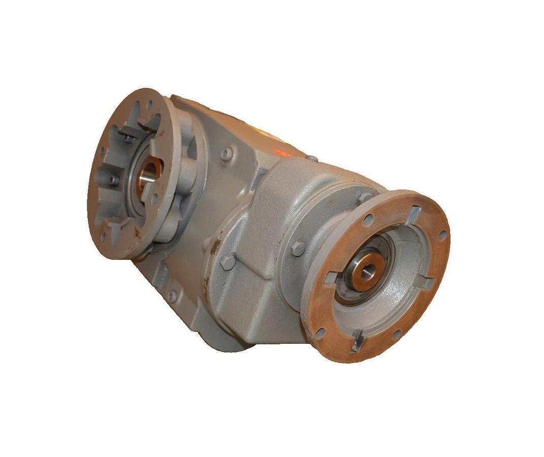 Boston Helical Worm Speed Reducer Gear Box SF863BRF450SB5M6 450:1 .59hp (NEW)