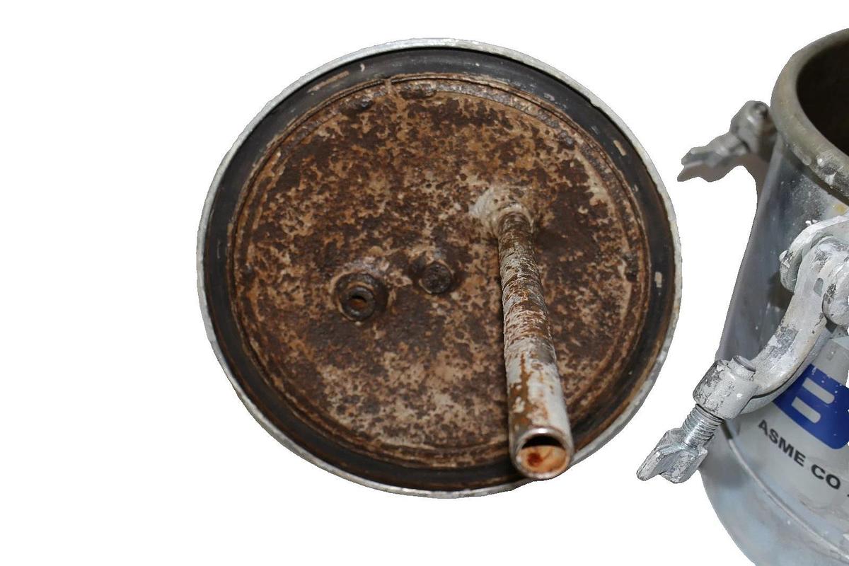 Used Binks 2.8 Gallon Paint Pot Stainless Pressure Paint Pot CRN OH6685.5C