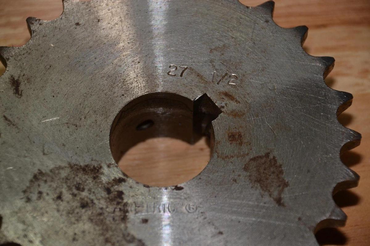 AMETRIC 27 1/2" BORE 27 TOOTH SPROCKET NEW