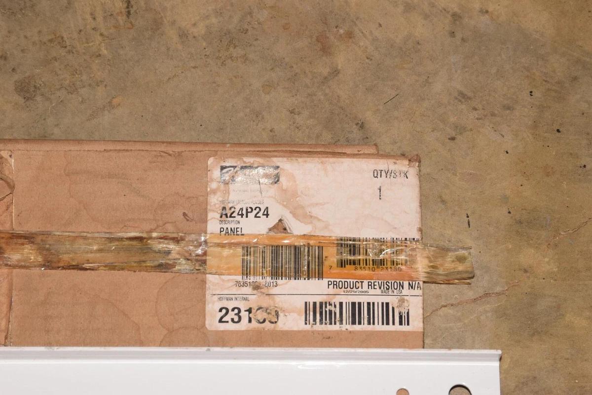 (NEW) HOFFMAN A24P24 21"x21" Panel