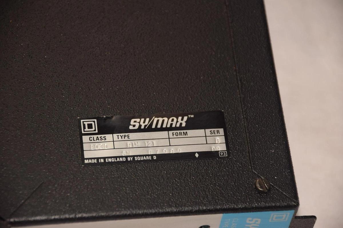 Used Square D 8030 RIM-121 Ser B Analog Input Module SyMax PLC Card