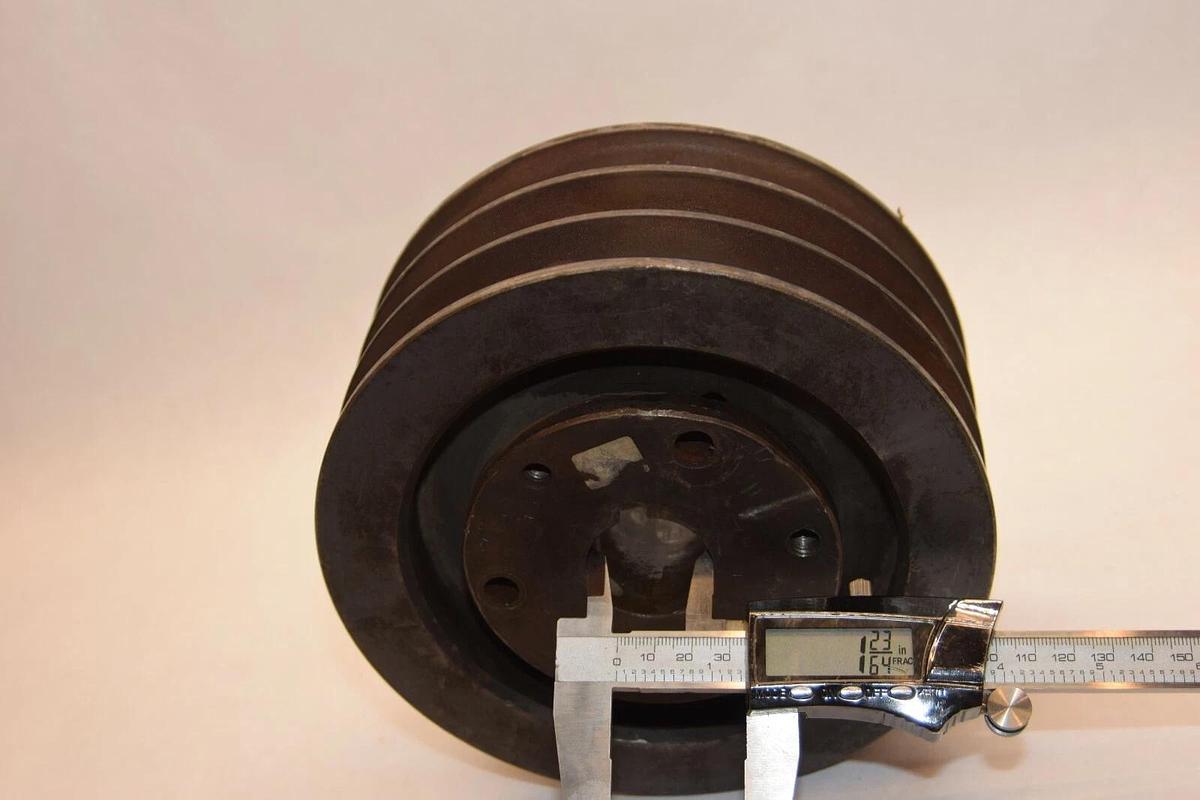 Used BROWNING 3TC70 7-3/8" dia 3 Groove Split Tapered Sheave