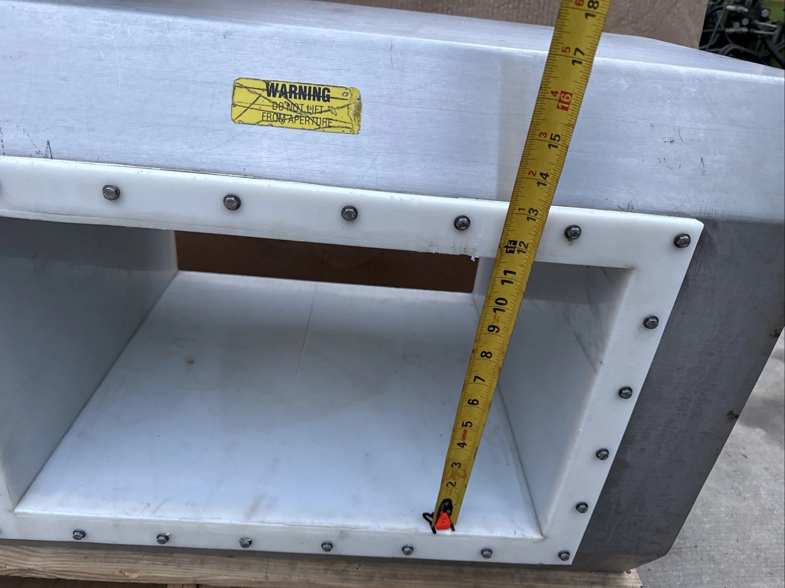 Used Lock Inspection Systems MET30+ Metal Detector for Conveyor 19-1/2" X 11-1/2"