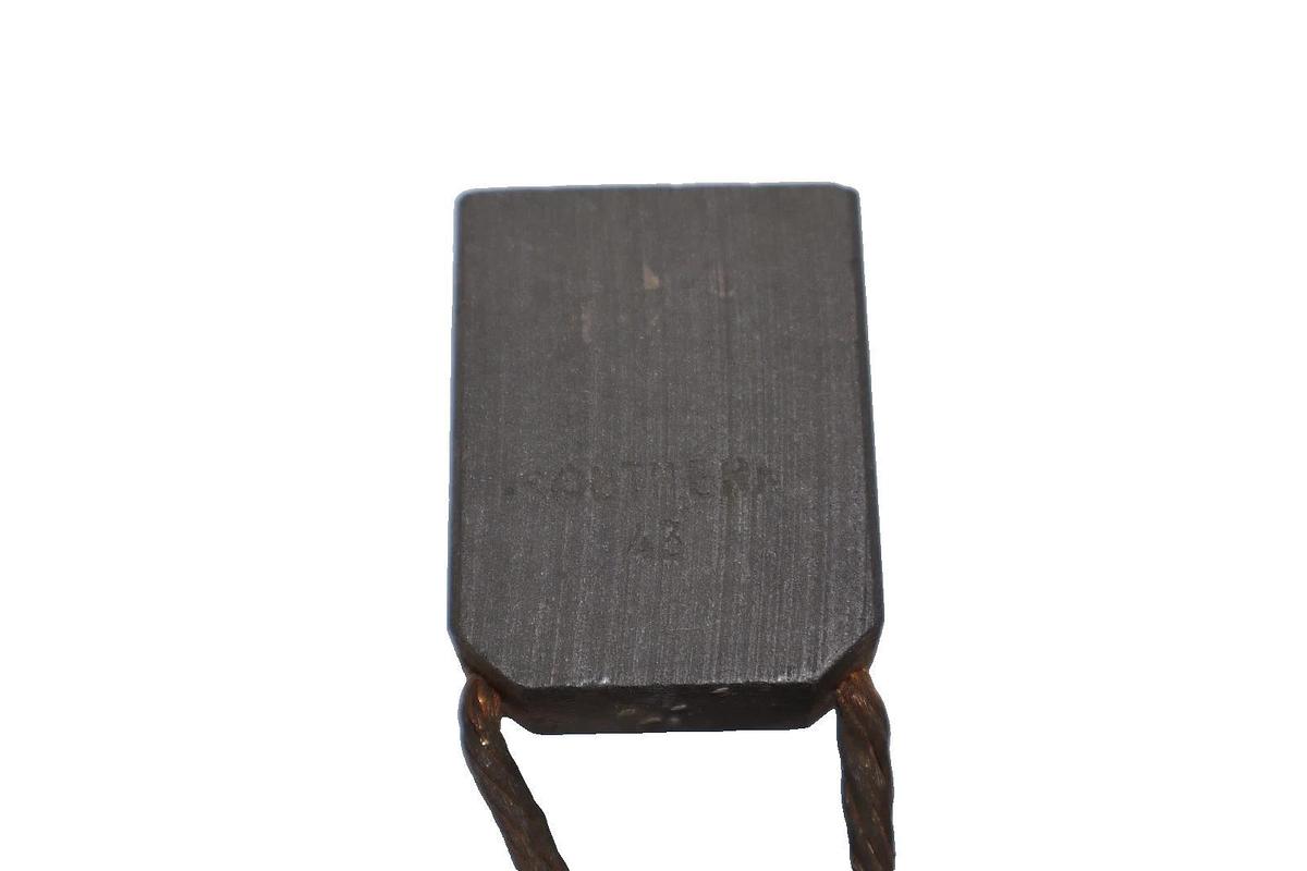 Southern 43 , 3/4" x 1-1/2" , 1.2450" x 0.4965" Carbon Brush (New)