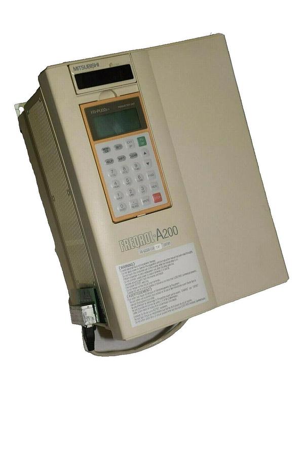 Used Mitsubishi Freqrol A-200  20HP Inverter Drive FR-A220E-11K-TF   FRA220E11KTF