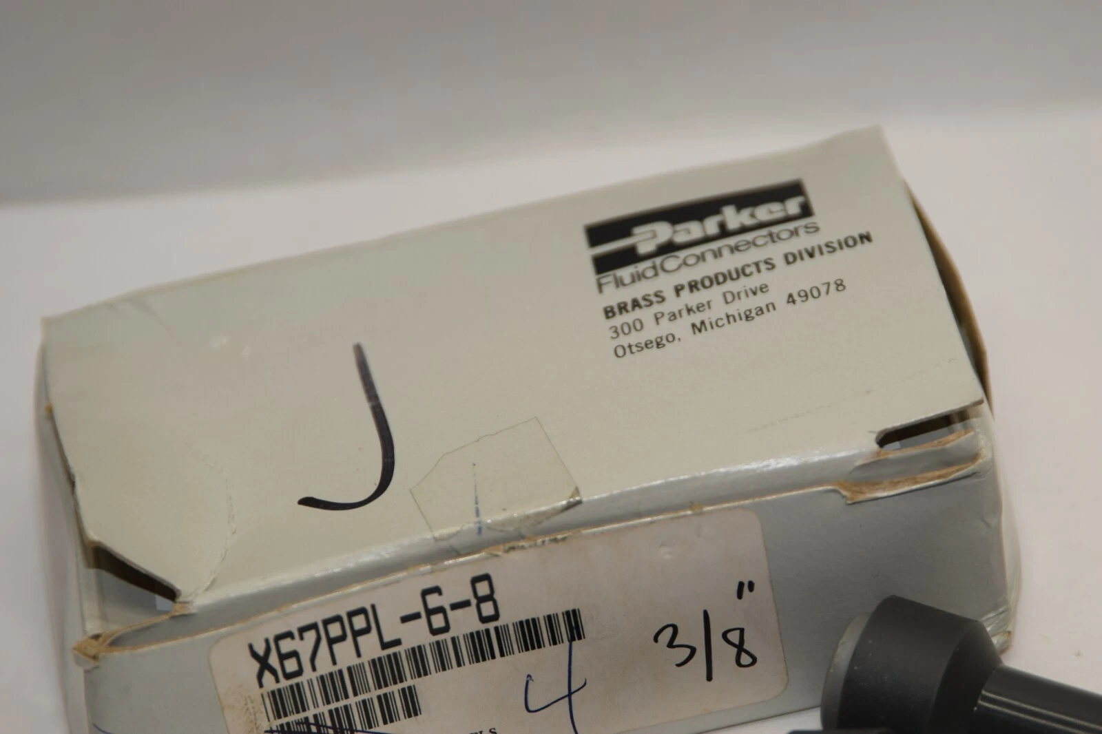 (NEW - Lot of 4) PARKER X67PPL-6-8 X67PPL68 3/8" Prestolock Fitting