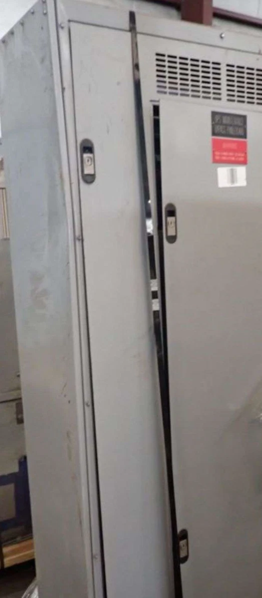Used Siemens P4E75ML400ETS P4 Panelboard 400A 480/277V 3PH 400 Amp 3 Breaker Mbpass