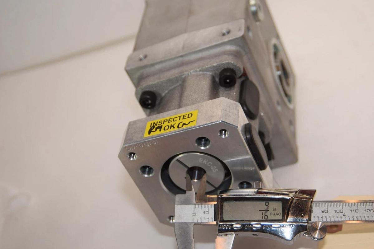 (NEW) CONEDRIVE S03020.SWSAD03BCHCG Ratio 20:1 1" Bore Gearbox