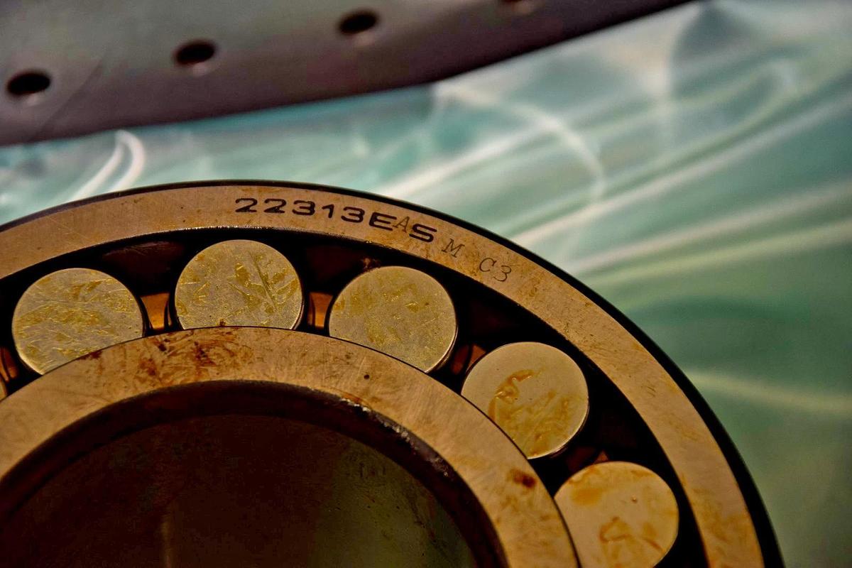 FAG USA 22313 EASMC3 22313 EAS.M.C3 SPHERICAL ROLLER BEARING NEW