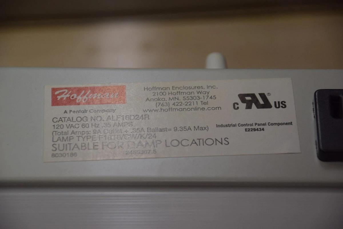 HOFFMAN ALF16D24R 120VAC 60Hz .35A INTERIOR LIGHT NEW