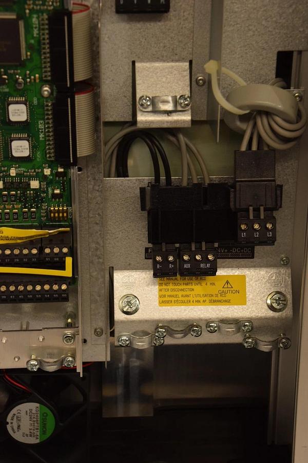 Used DANFOSS VLT5011PT5C54SBR1DLF00A00C0 VLT 5000 12.2kVa Drive