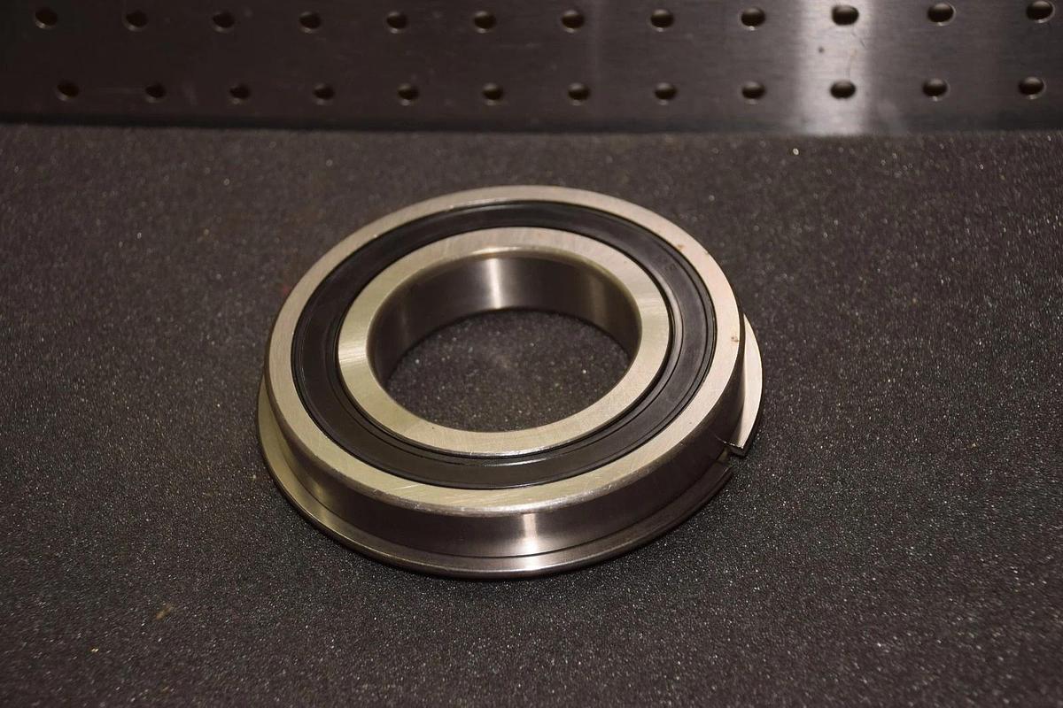 MRC 213SZZG SINGLE ROW BEARING NEW