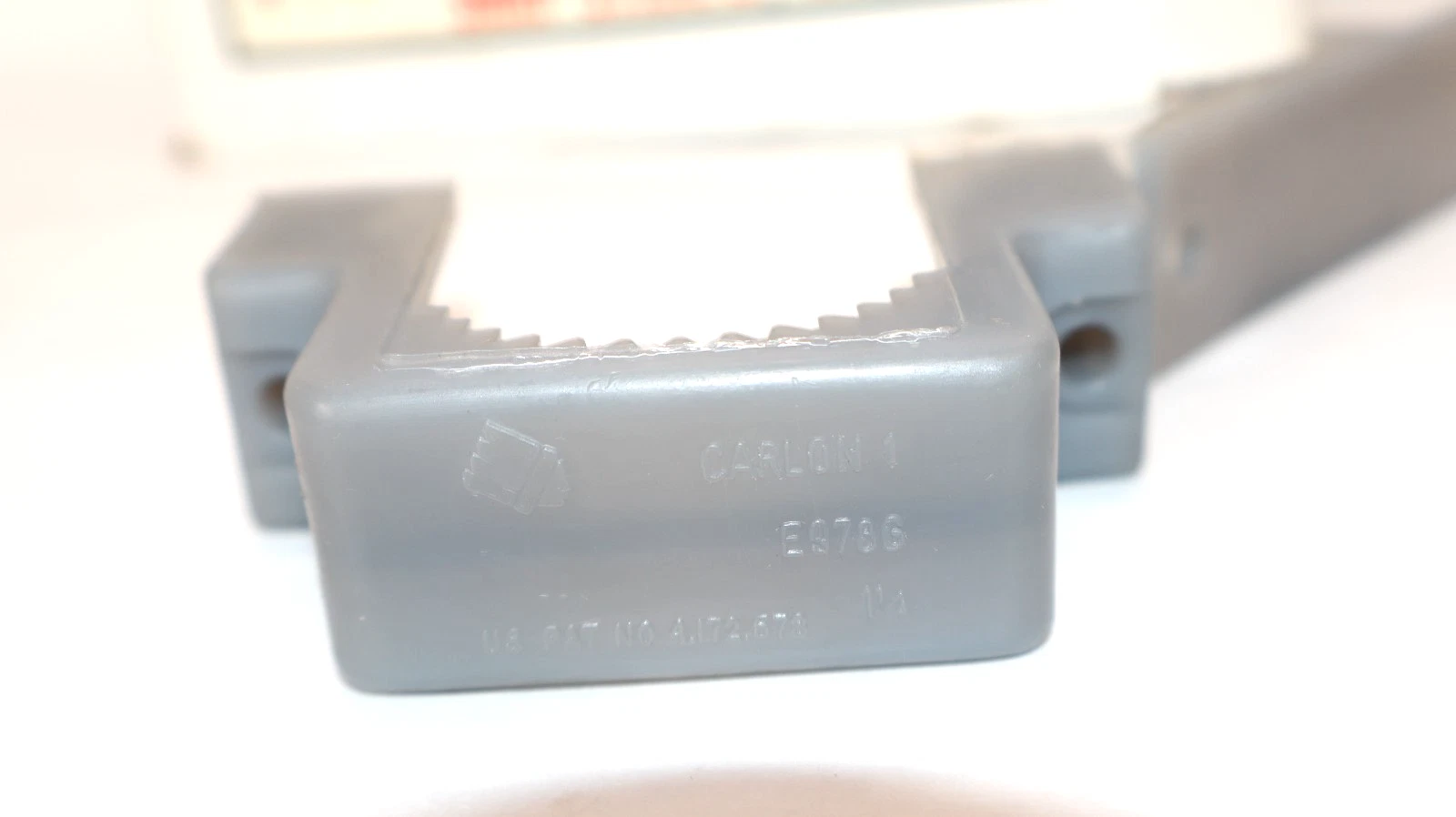 Carlon Two Hole Conduit Snap Straps 1-1/4" E978GC Non-Metallic (New - Box of 11)
