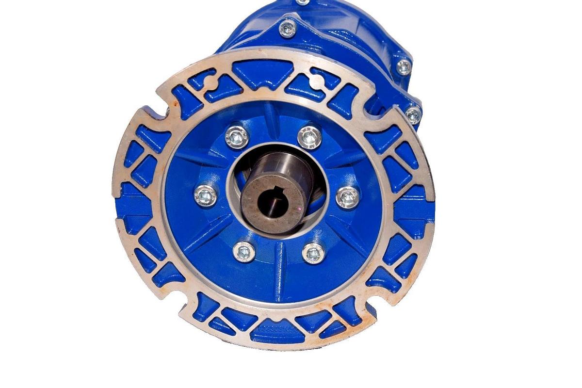 Motovario Gearbox Speed Reducer 24.55 HA32F 9650387-001 4065197/HFA32 (NEW)