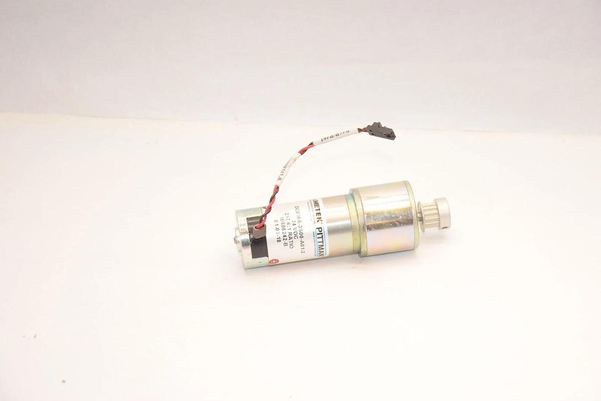 Used AMETEK DC030A-3S00-A01-2 24Vdc 297.6:1 Ratio Gear Motor