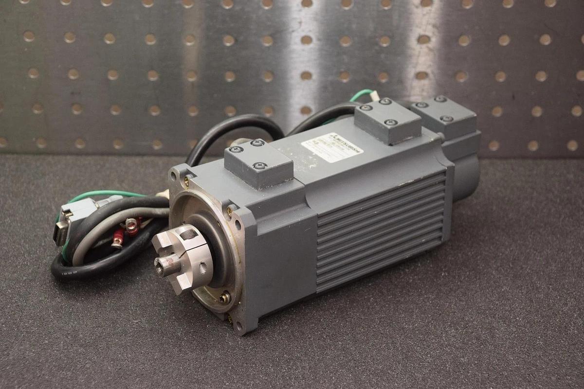 Used MITSUBISHI HA-FH33B AC SERVO MOTOR