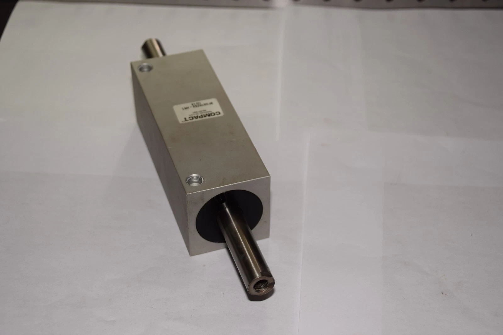 Used COMPACT BFHD158X4-HR1 10/13 PNEUMATIC CYLINDER