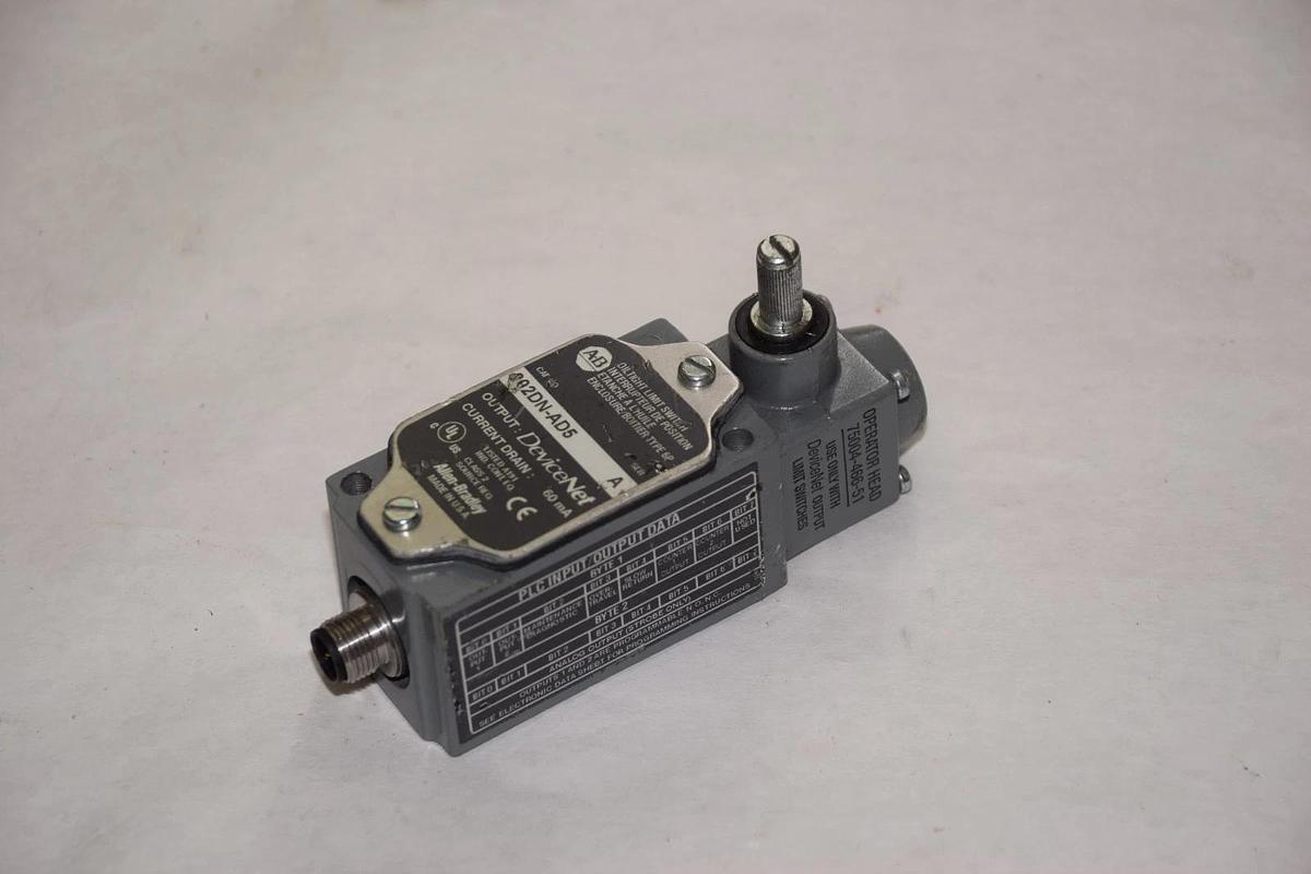 Used ALLEN-BRADLEY OILTIGHT Limit Switch 802DN-AD5 SER A, DEVICENET  Interrupteur