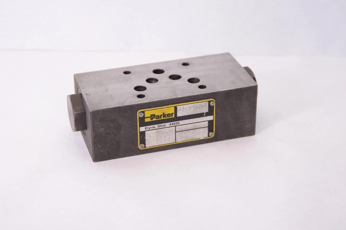 Used PARKER CPOM3DDN50 3000psi Hydraulic Sandwich Check Valve