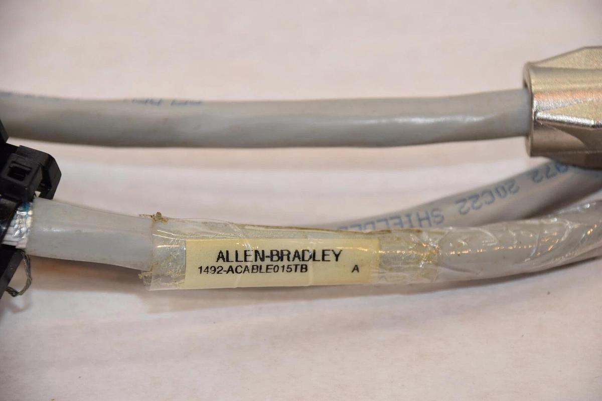 Used ALLEN BRADLEY 1492-ACABLE015TB Series A Analog Cable