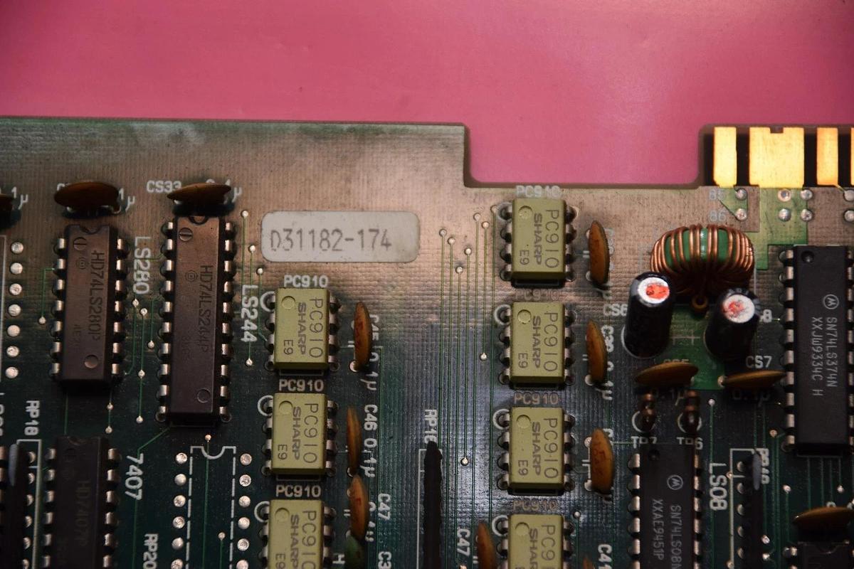 Used HITACHI BW022 N-A/ GAP V/D 68E2.122028 CIRCUIT BOARD