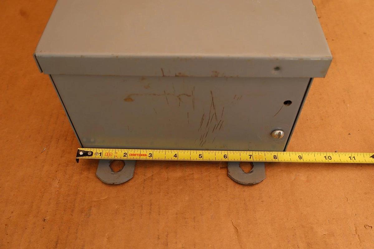 Used Square D Enclosed Circuit Breaker KA225AWK w/ Breaker KHL361251021 125A 125 Amp