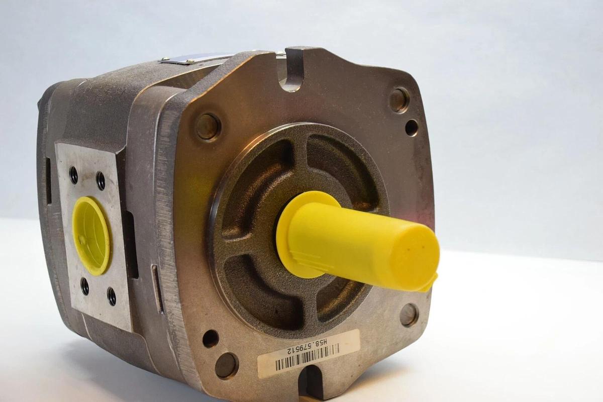 (NEW) VOITH IPH 5-50 101 , IPH5-50101 High Pressure Gear Pump