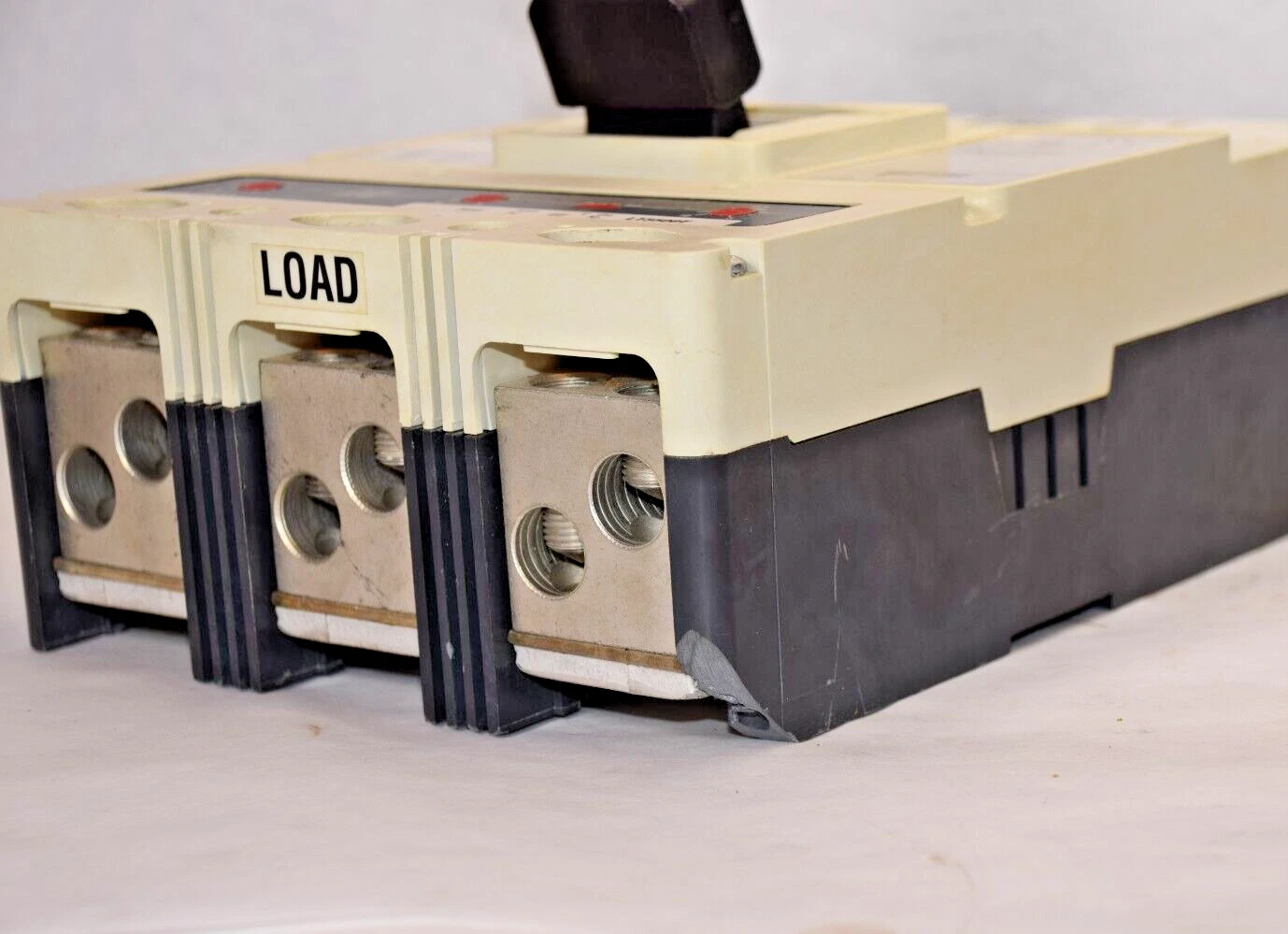 Used Cutler Hammer Breaker LD3500 LD35k 500 Amp 500A 6613C98G02 3pole 600vac  *read*