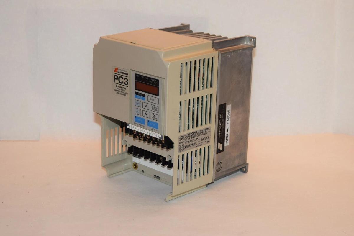 Used SAFTRONICS INC CIMR-PCD40P7 PC3 3PH 380-460v 50/60Hz 2.6A 2kVa Drive