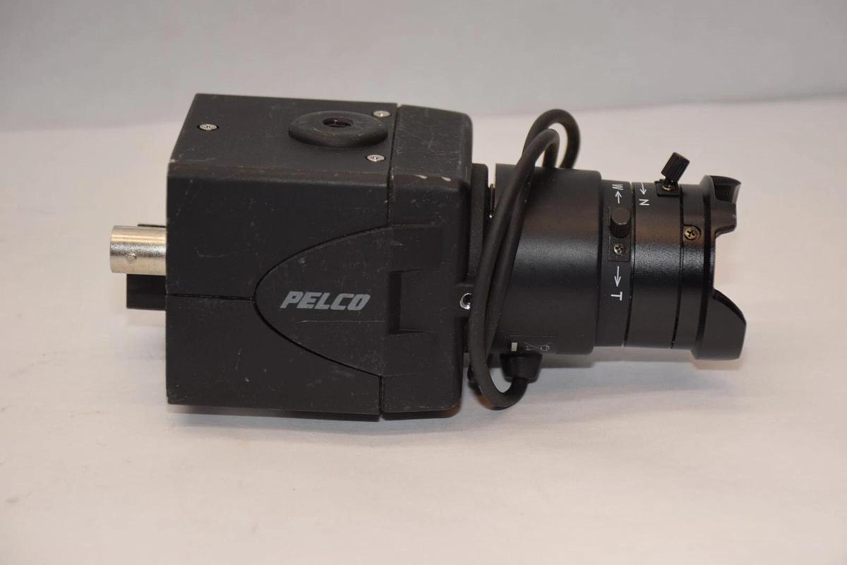 Used Pelco Ultria Hi-Res C10DN-6  Day/Night Security Camera CCTV with 1.8-3.6mm Lens