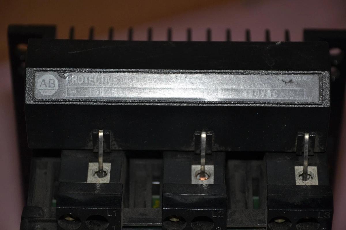 Used ALLEN BRADLEY MOTOR CONTROLLER 150-B24NBDA-J1 150 B24NBDA J1 150B24NBDAJ1 3 PH