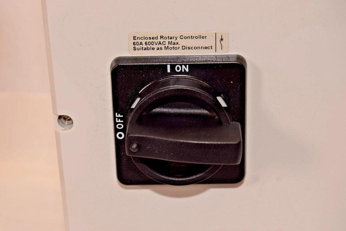 Siemens Enclosed Rotary Disconnect Switch Controller HNF3060CJ 60A 3P 60 Amp NEW