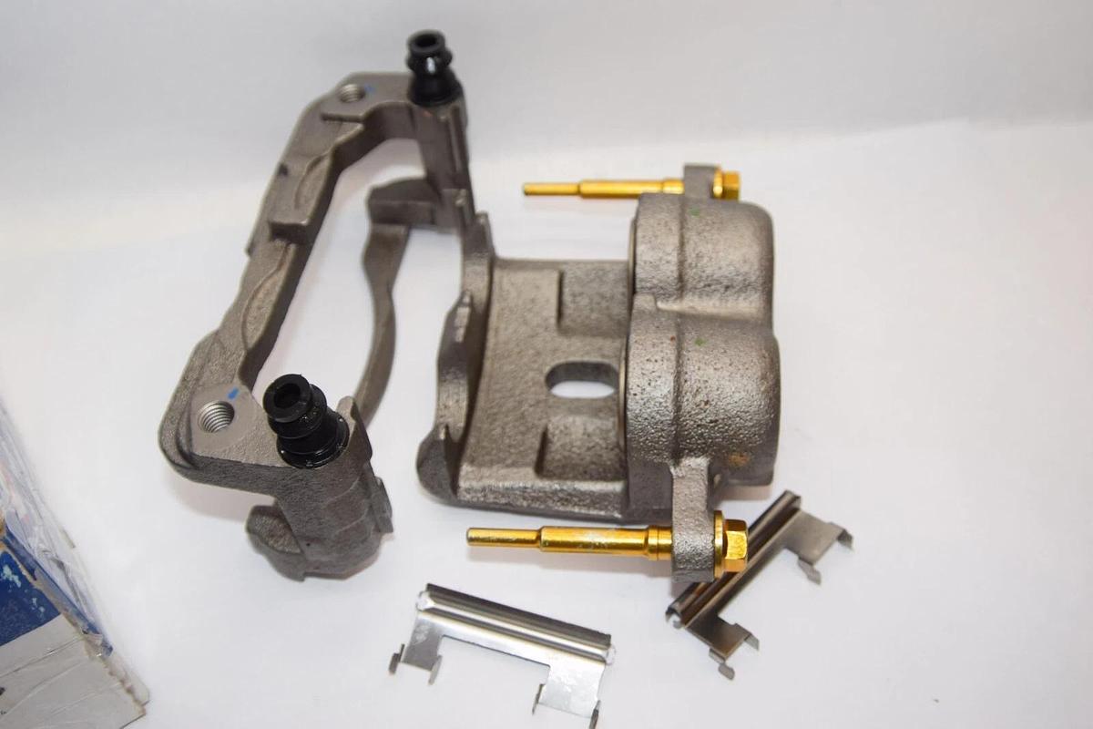 (NEW) AcDelco 8FR1378 , 19141580 Brake Caliper