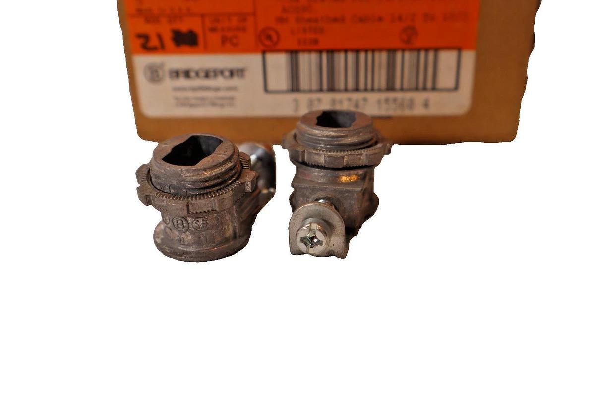 Bridgeport 560-DC2 560DC2 3/8" Strap Type Connector (New - Box of 21)