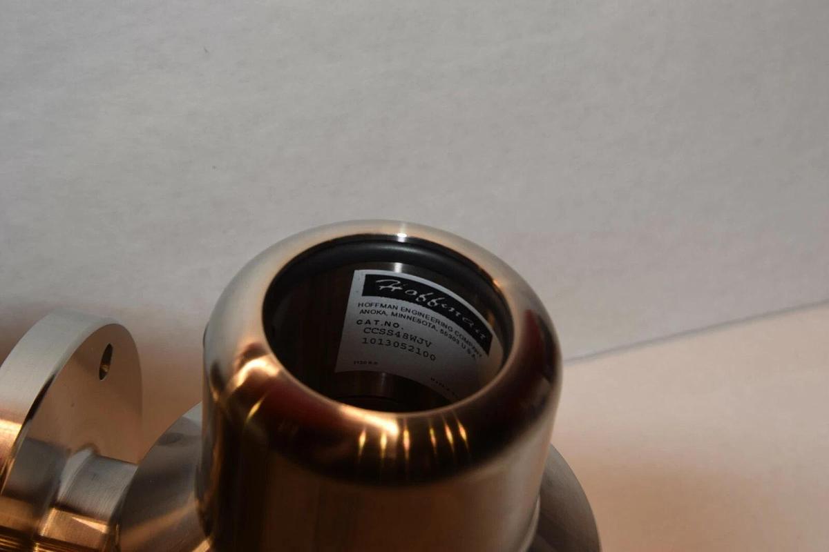 Hoffman CCSS48WJV Wall Joint, Vertical Mount, For Use With Hoffman Pendant CS480