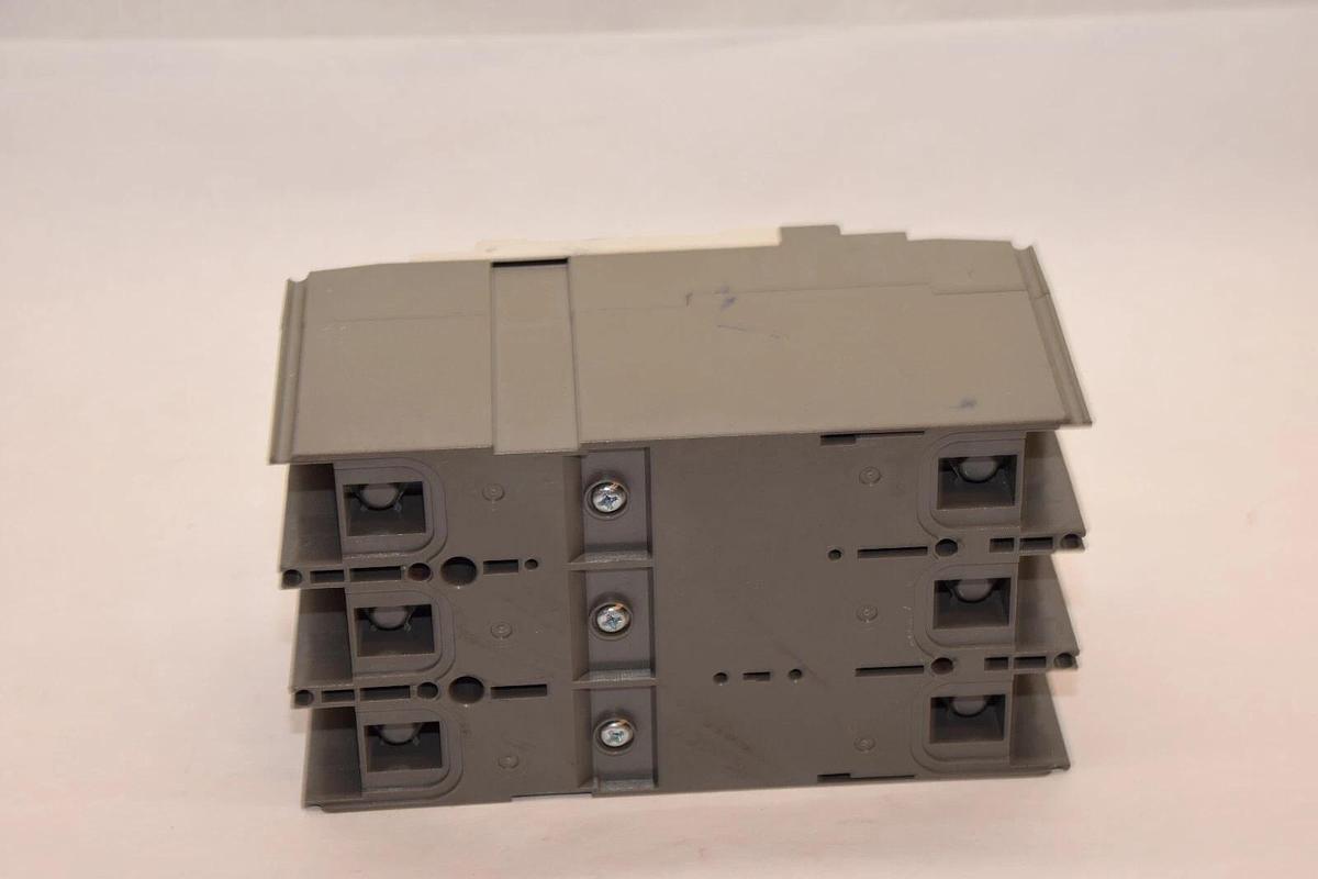 Used SUSOL LS TD125NU, MCCB , LSCA1 40A Amp 3Pole 50/60Hz Industrial Circuit Breaker