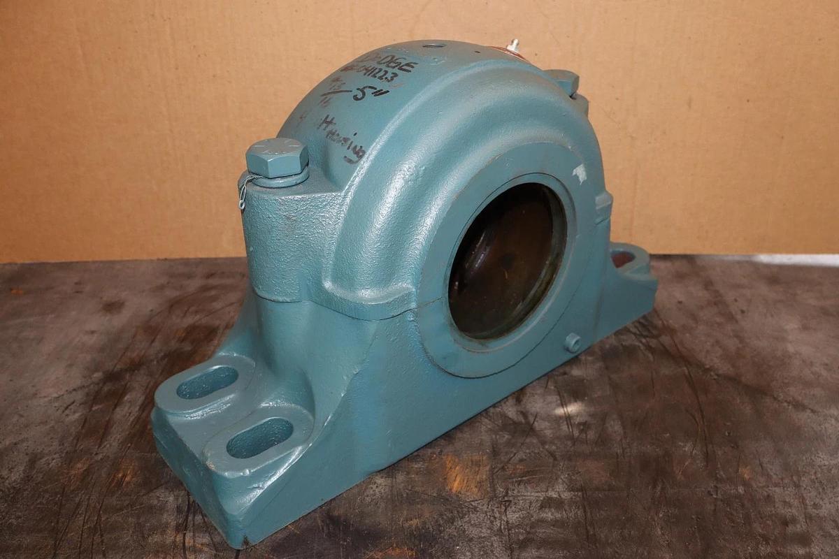 Dodge Spher-Align Pillow Block HOUSING 4-Bolt SAF-4-15/16 041223 4-15/16-5 (NOS)