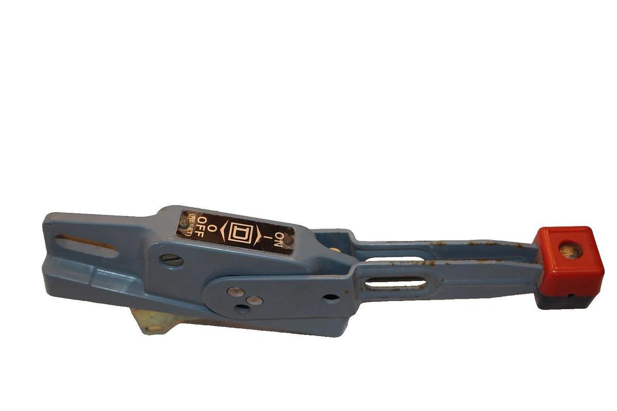 Used Square D Breaker Disconnect 9422RP1 Series B Cabinet Handle Operating Mechanism