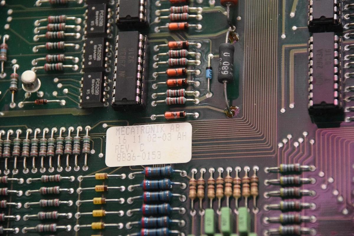 ABB DSDX-110 YB 16 11 02-AH/3 DSDX-110YB161102AH/3 CIRCUIT BOARD NEW