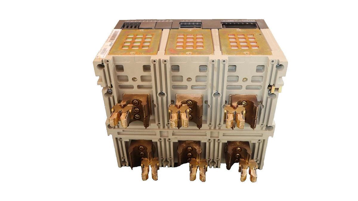 Refurbished Square D Circuit Breaker Masterpact NW08N 800A Micrologic 5.0 WG1AAR33A9SXFXXXXX