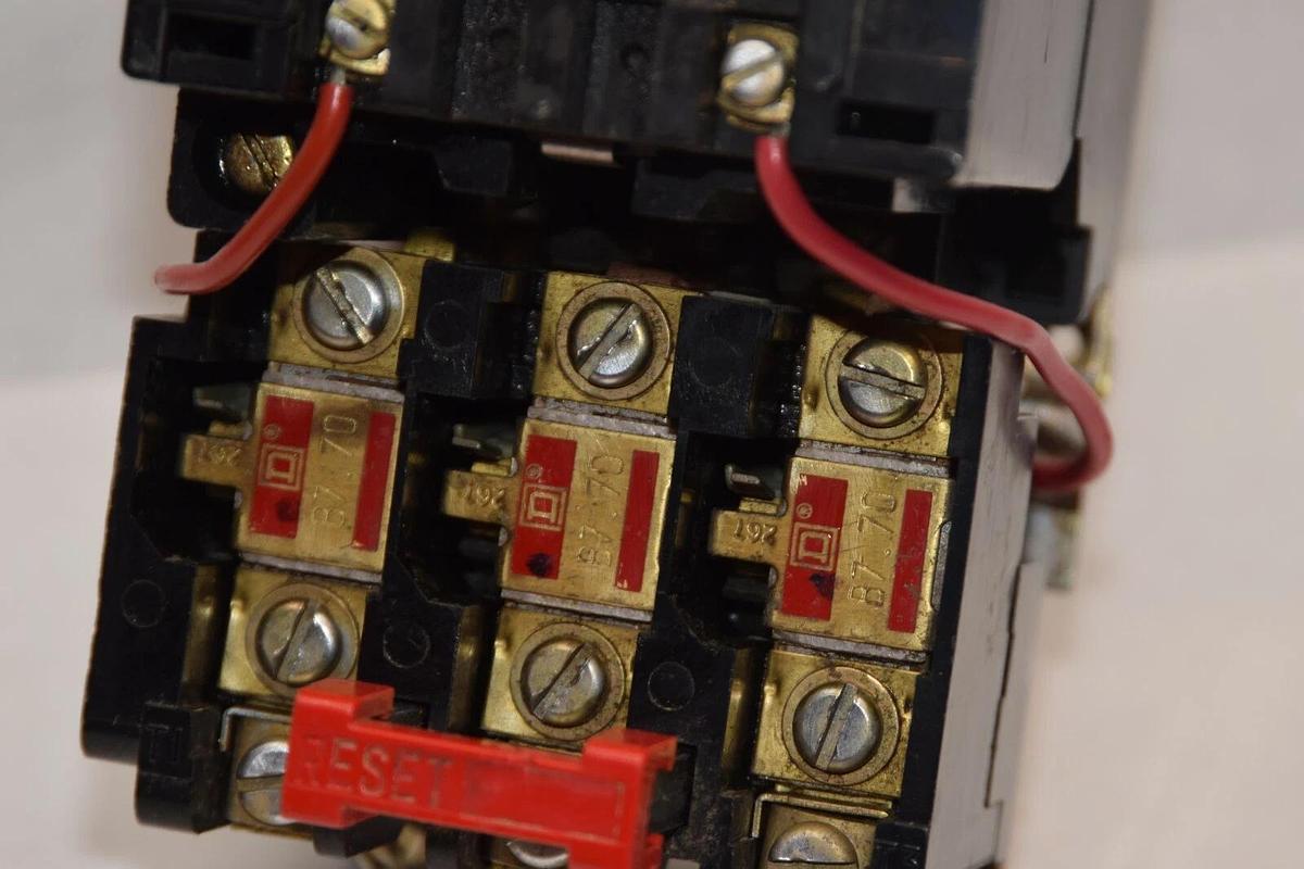 Used SQUARE D Starter 8536 SB0-2 SB02 SBO-2 SBO2 8536SB0-2 Size Sz 0 110/120v Coil