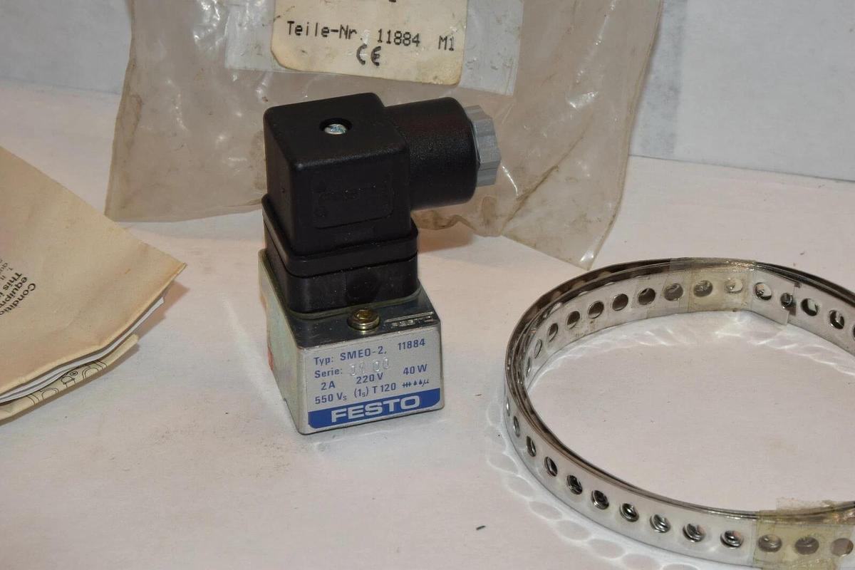 NEW FESTO SME0-2 2A 220V 40W PNEUMATIC PROXIMITY SENSOR