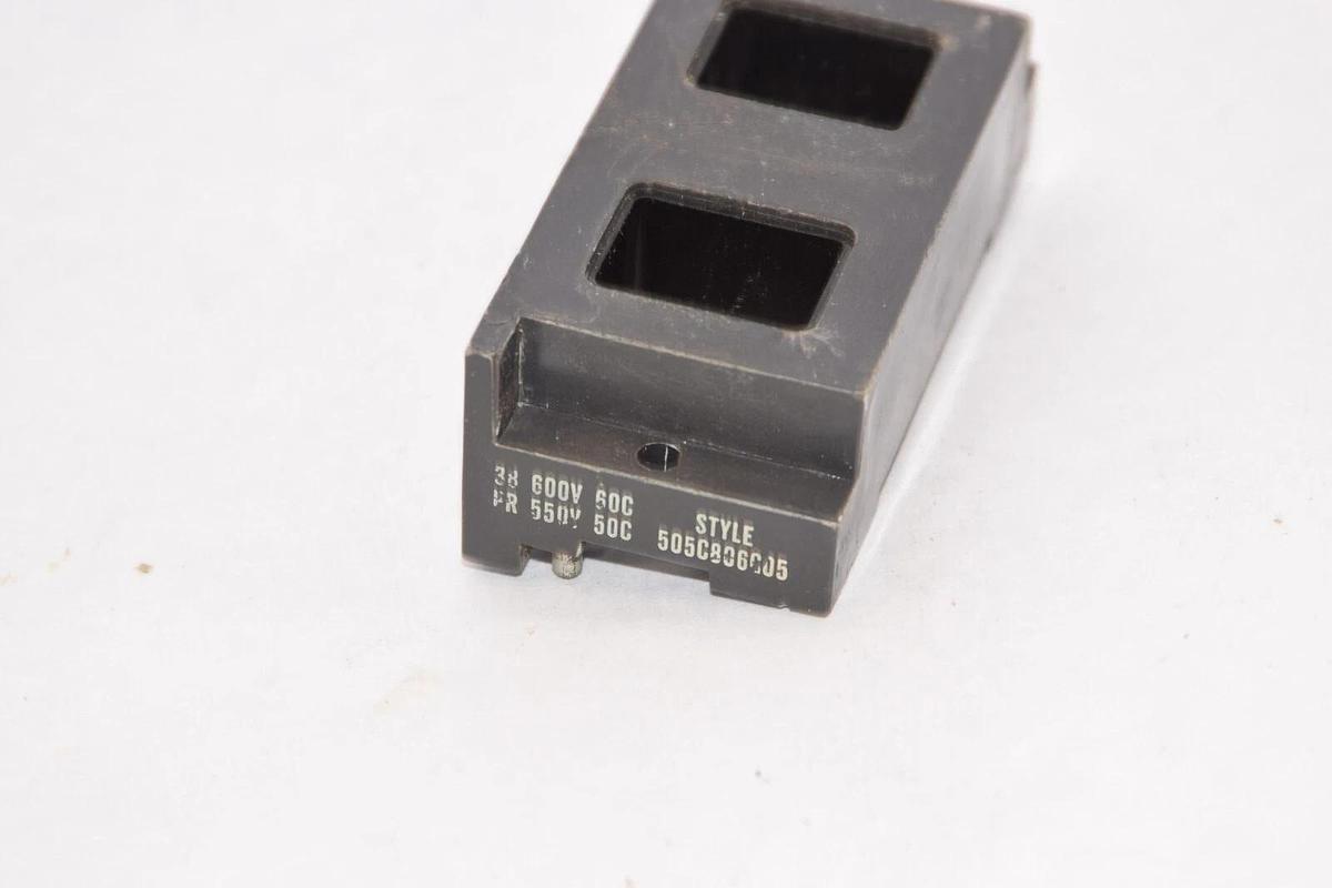 Used WESTINGHOUSE 505C806G05 550/600V 50/60c Coil