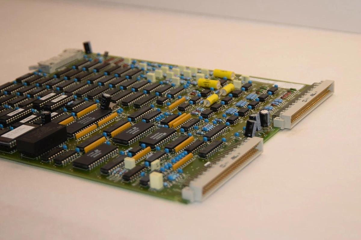 (NEW) MERLIN GERIN / AROZ_US 6740839 34004969 7000 Rev AA TL 01 Control Board