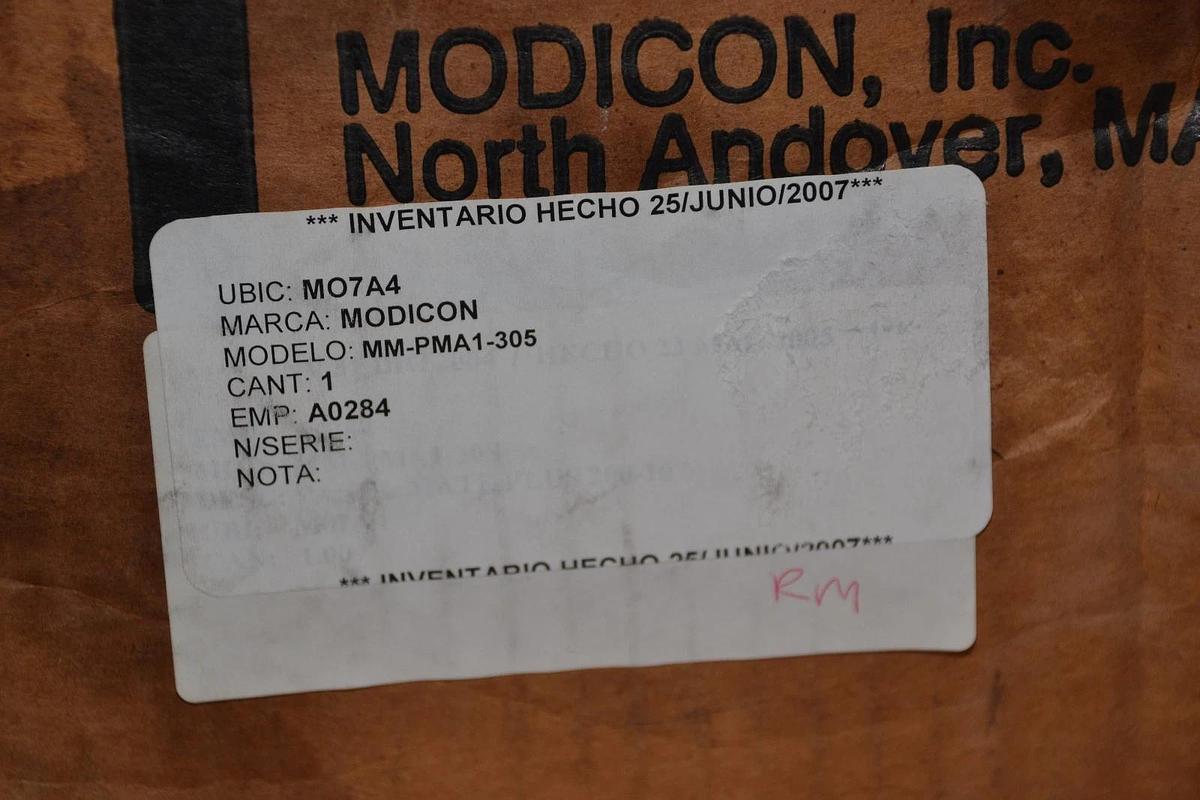 Modicon AEG PanelMate Plus MM-PMA1-305 MMPMA1305 MM-PMA1-30S 110/230v NEW